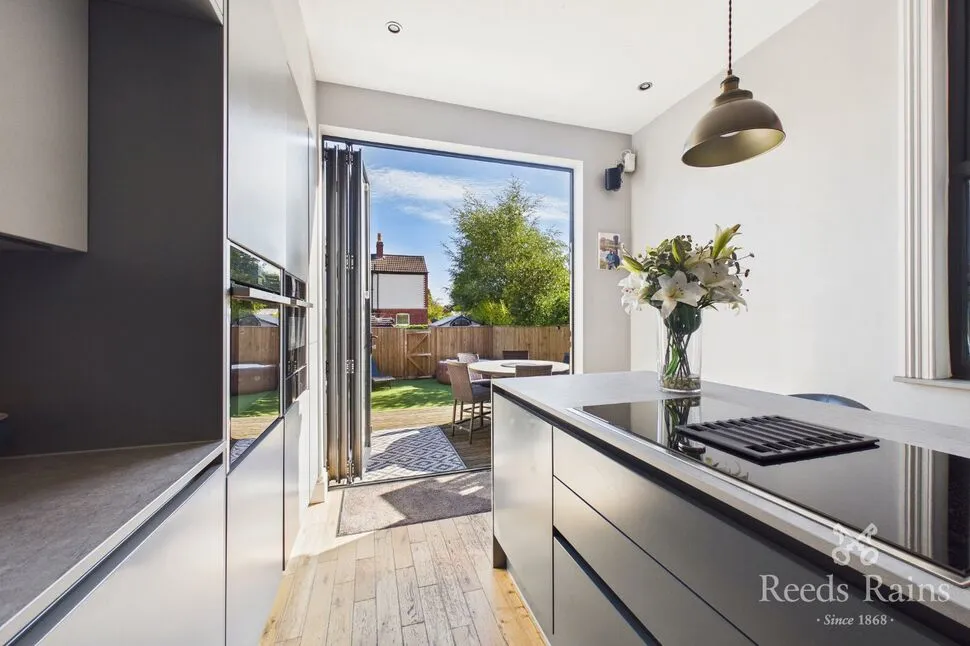 Cheadle Road, Cheadle Hulme, SK8, photo 3
