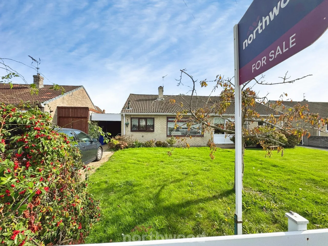 2 bed house for sale, Park Crescent, Thorne, DN8