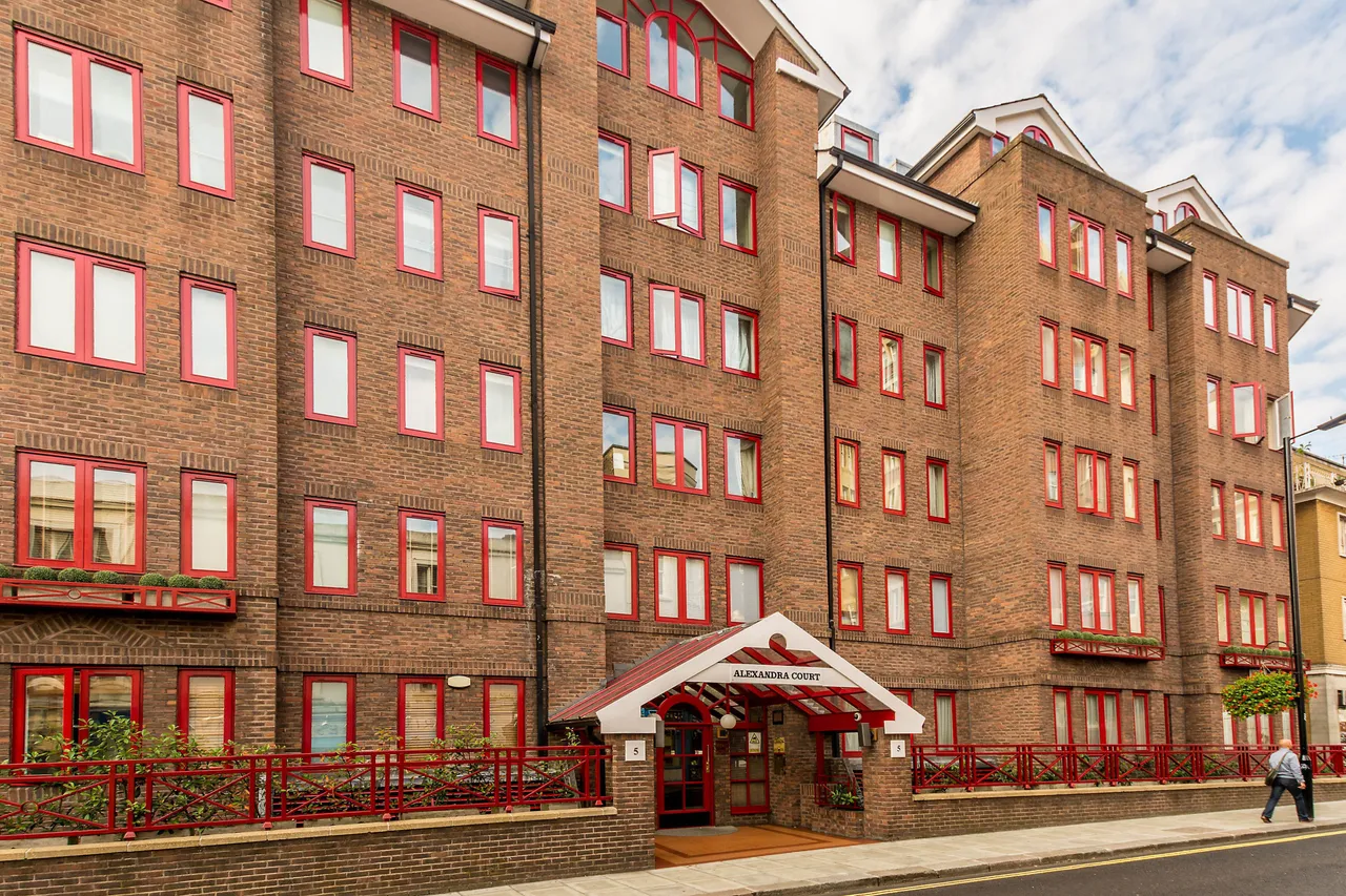 19 Alexandra Court, 5 Moscow Road, London, photo 12