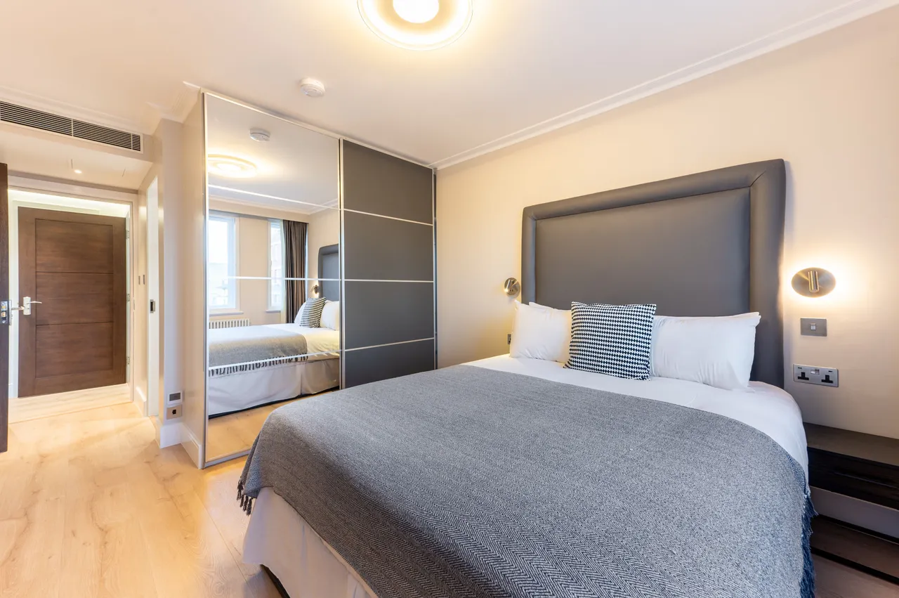 19 Alexandra Court, 5 Moscow Road, London, photo 9