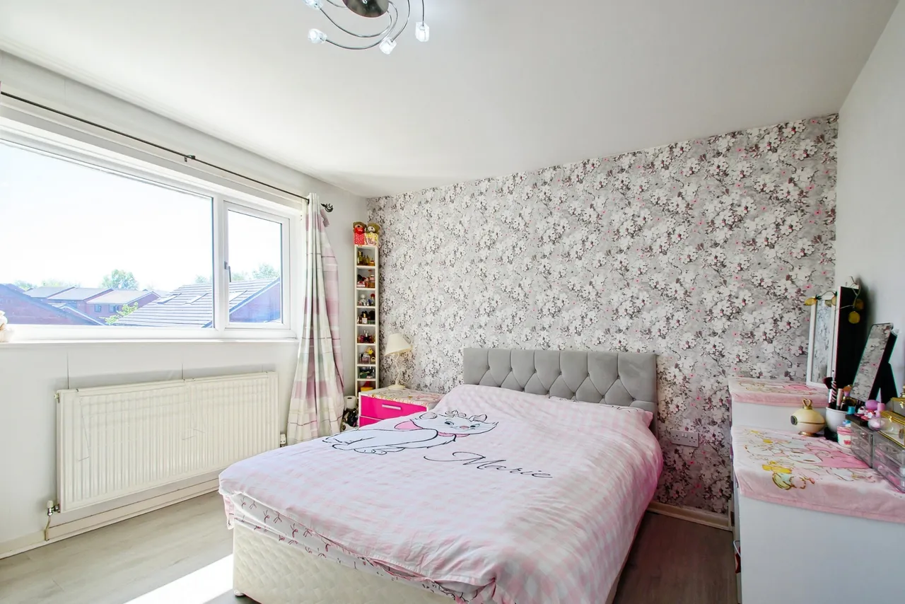 Fern Close, Manchester, photo 11