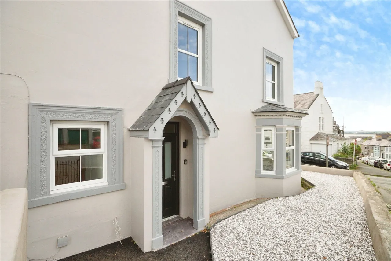 Victoria Road, Caernarfon, LL55, photo 18