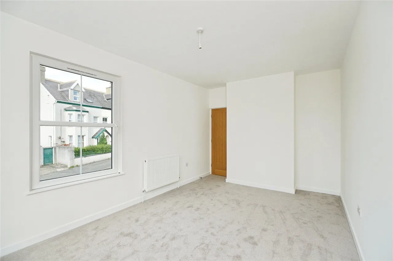 Victoria Road, Caernarfon, LL55, photo 12