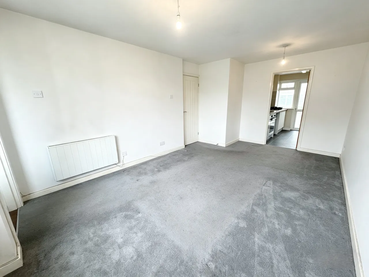 Oakthorpe Gardens, Tividale, Oldbury, B69 2LF, photo 2