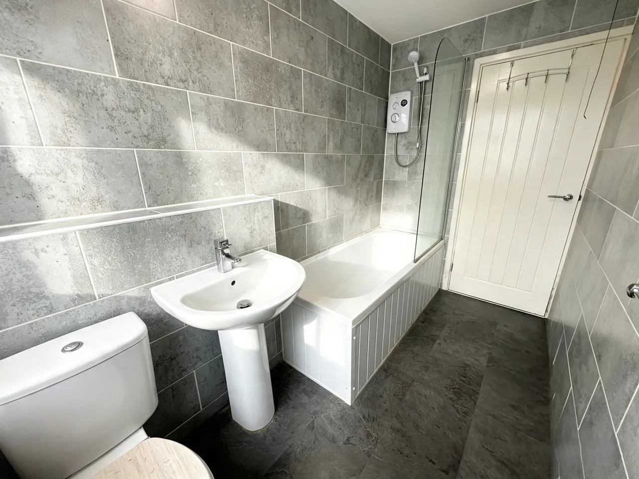 Oakthorpe Gardens, Tividale, Oldbury, B69 2LF, photo 12