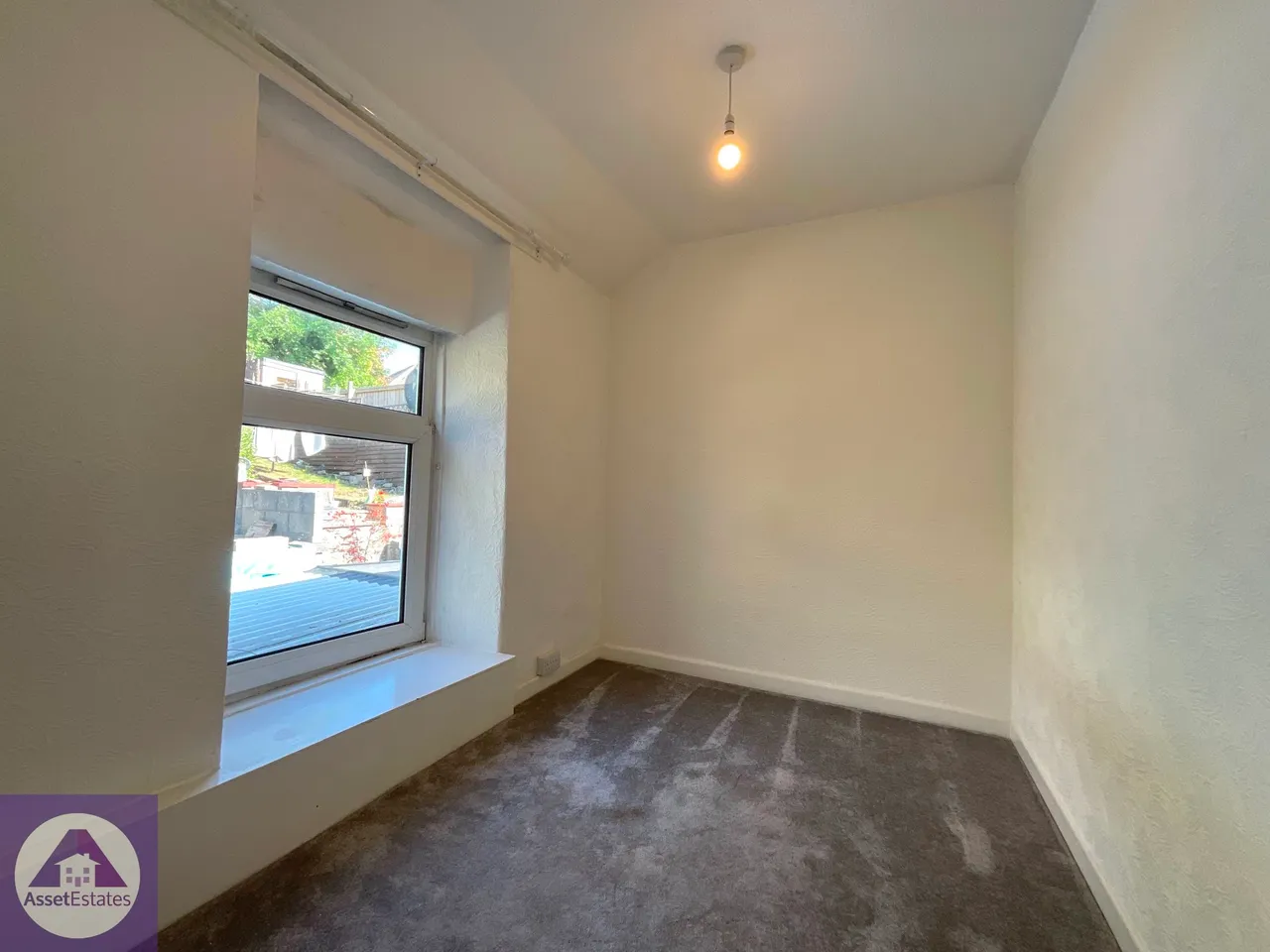 Brooklyn Terrace, Llanhilleth, photo 11