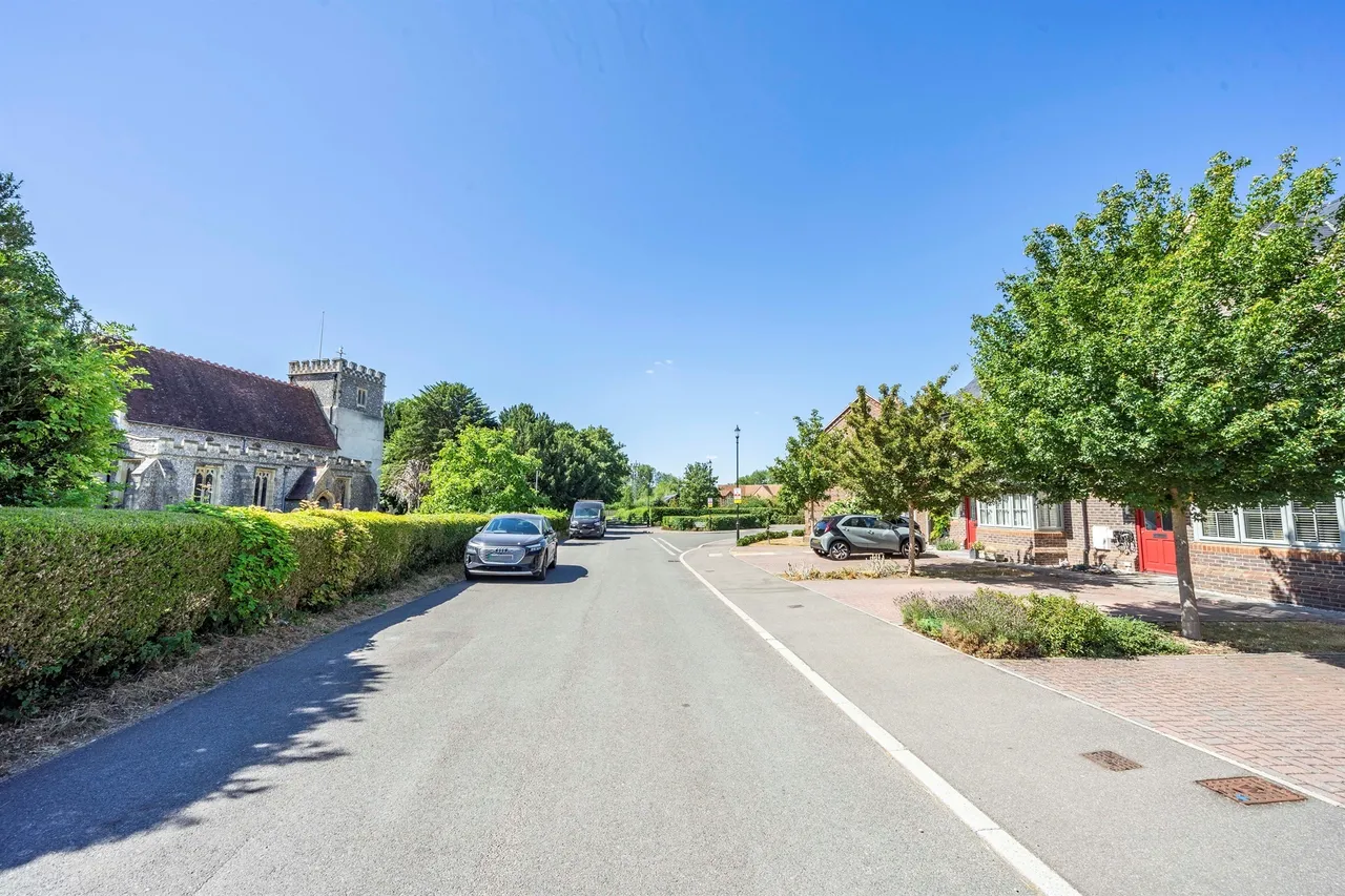 Church Lane, Aston Clinton, HP22, photo 21