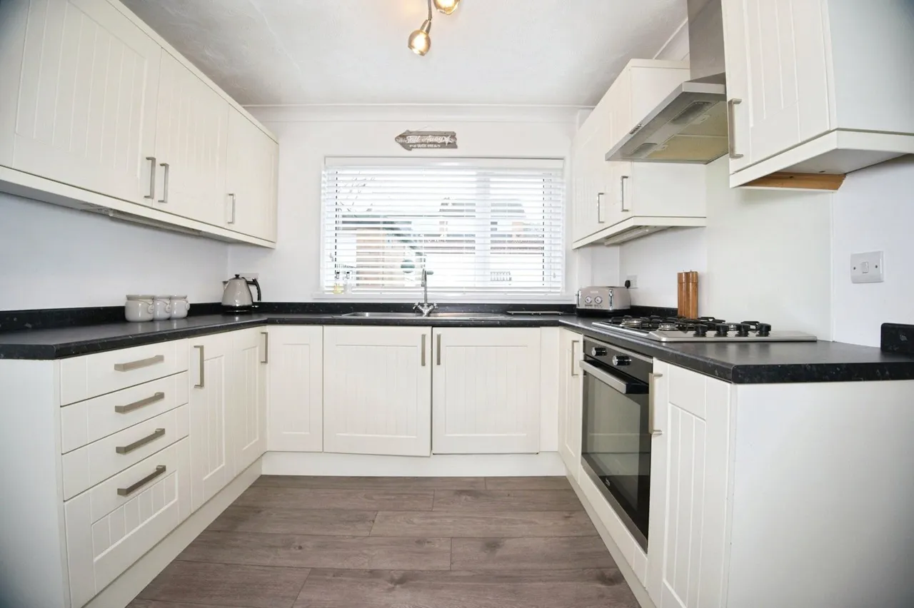 Menai Way, Rumney, Cardiff, CF3, photo 4