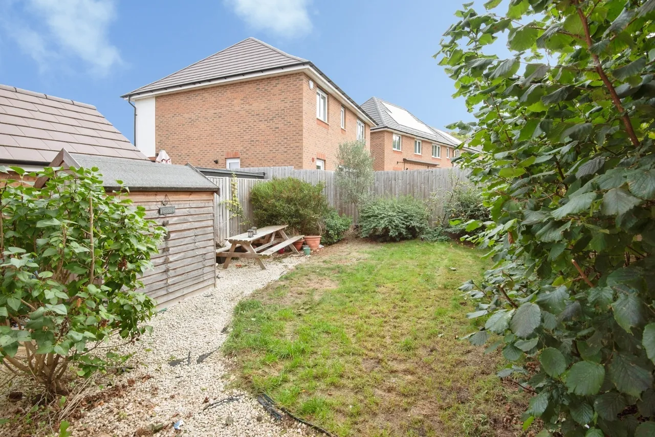 Annas Meadow, Shefford, SG17, photo 16