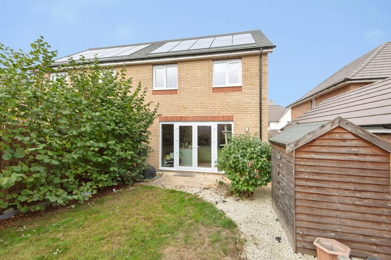 Annas Meadow, Shefford, SG17, photo 15