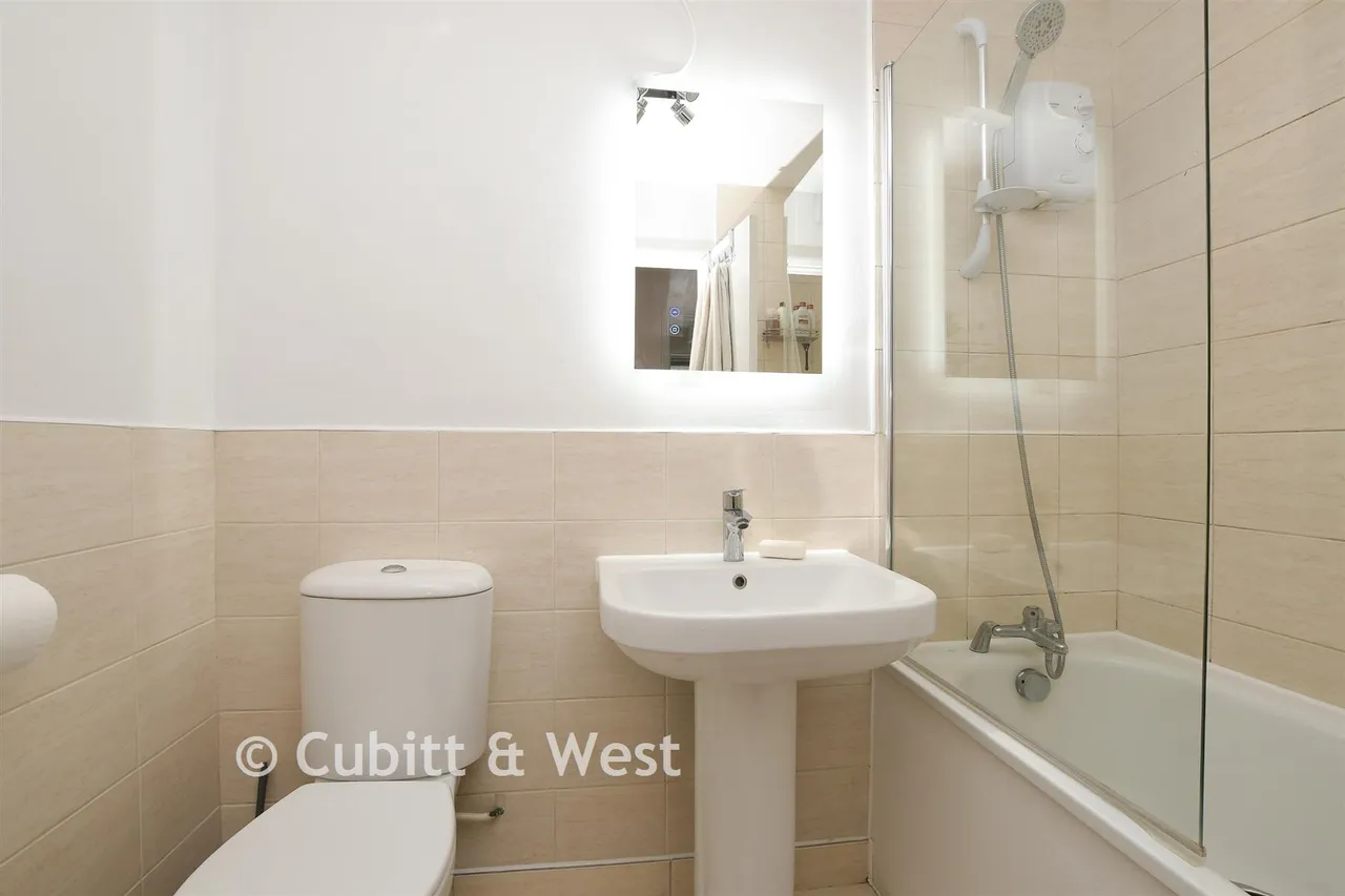 Ross Road, Wallington, SM6, photo 3