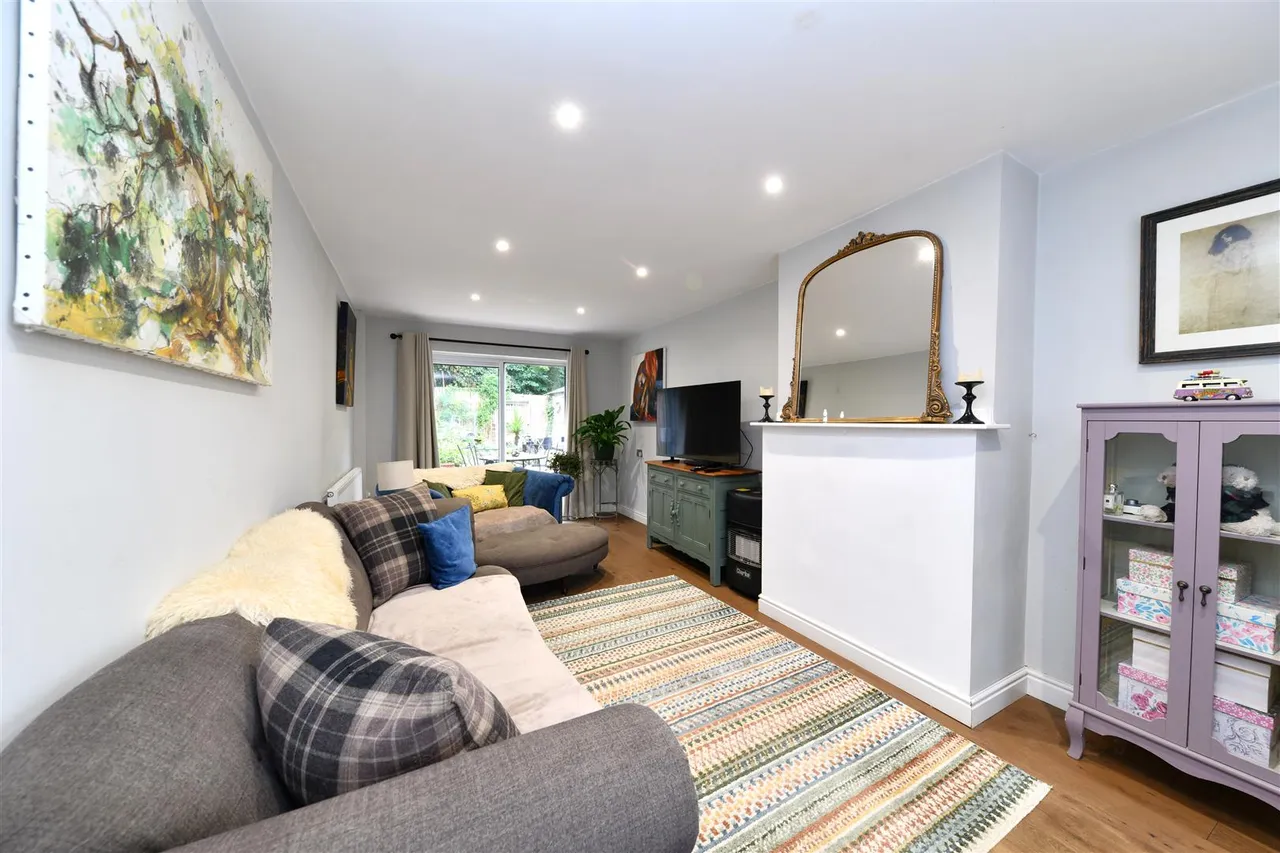 Warwick Road, Stevenage, Herts, SG2 0QS, photo 13