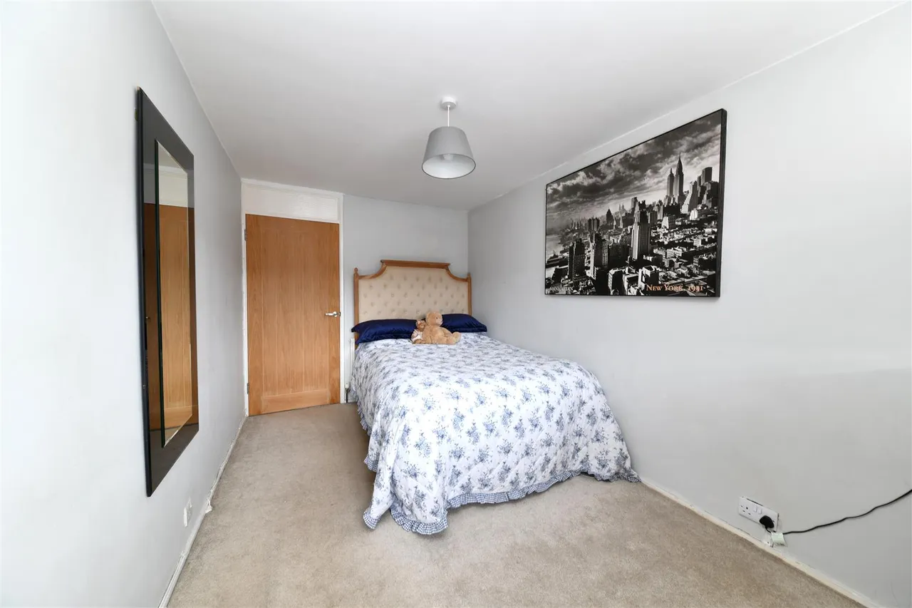 Warwick Road, Stevenage, Herts, SG2 0QS, photo 6