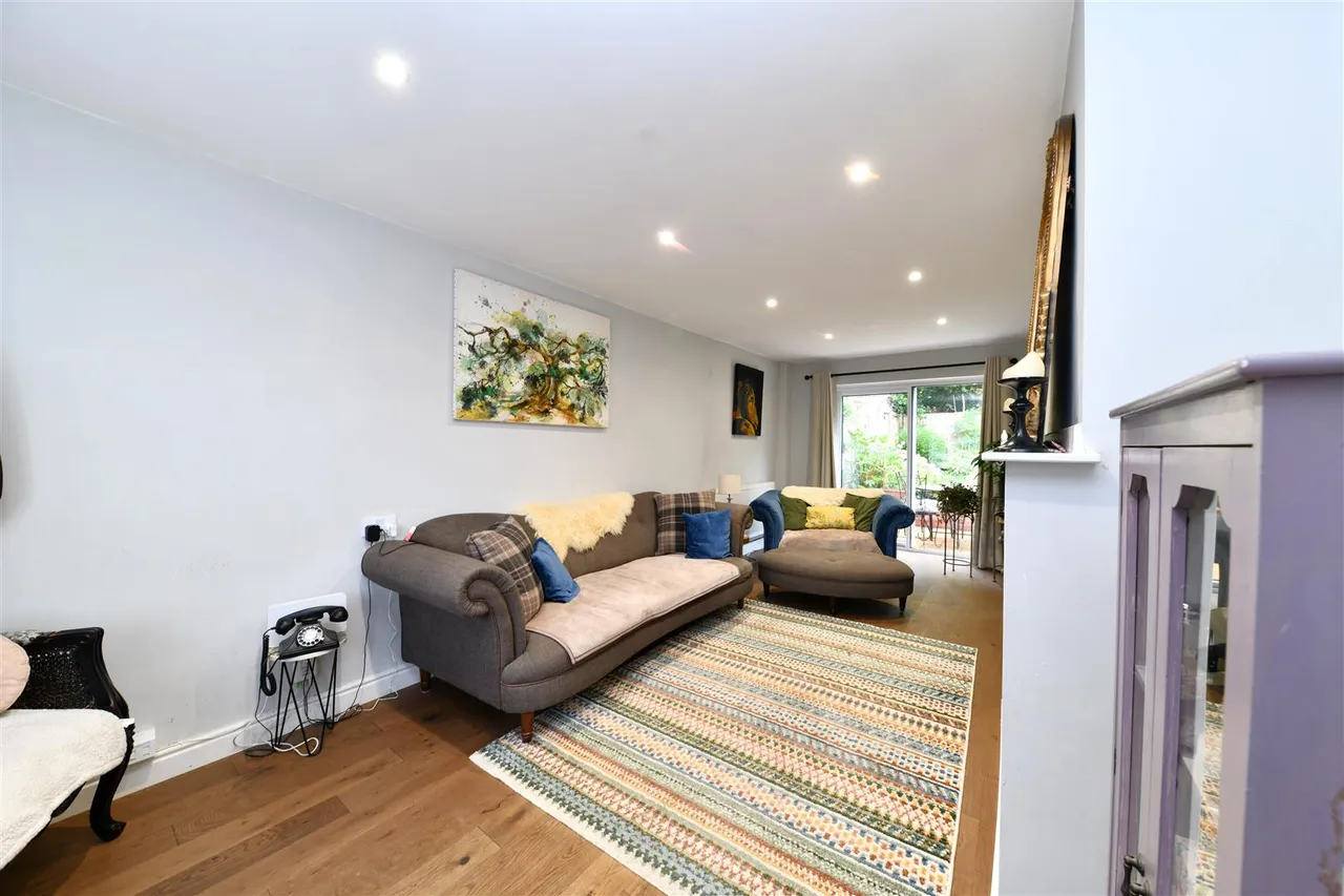 Warwick Road, Stevenage, Herts, SG2 0QS, photo 14