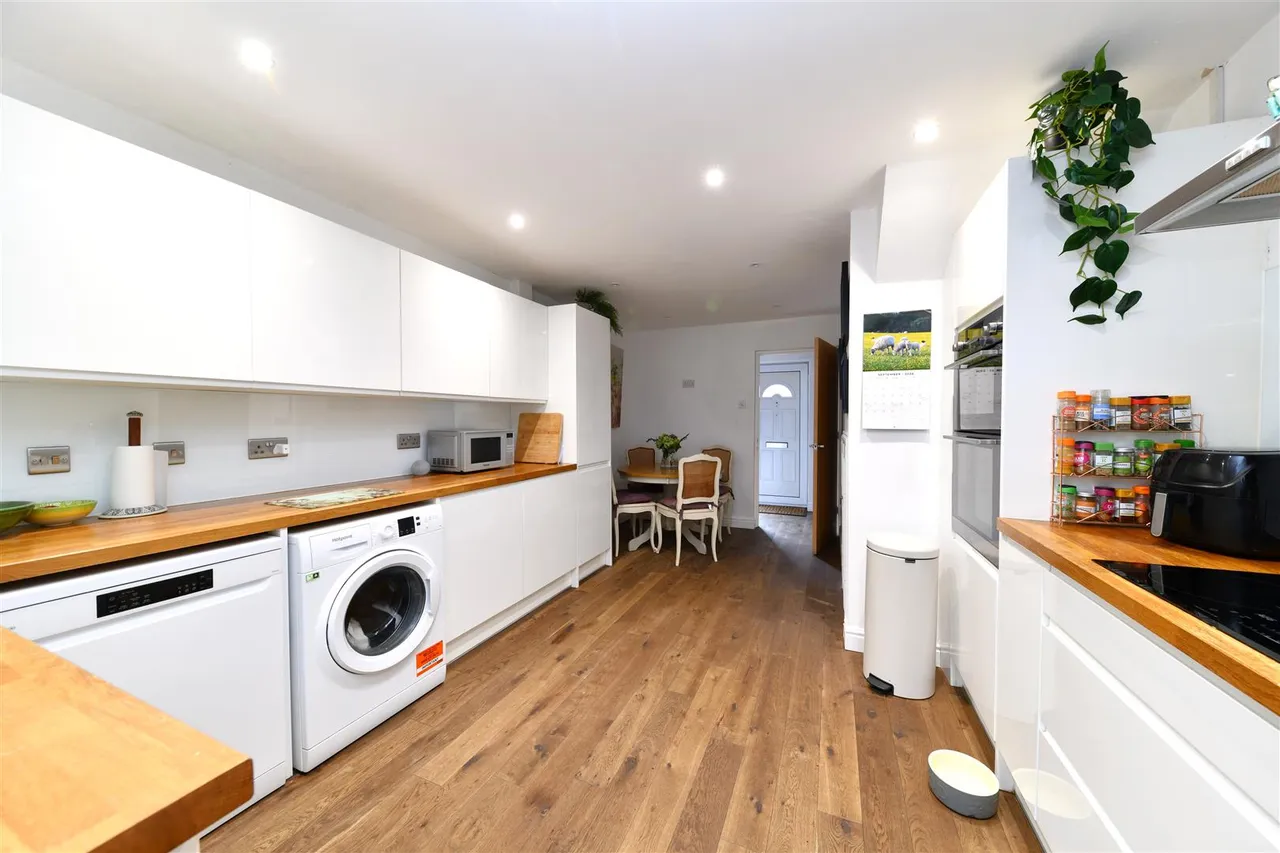 Warwick Road, Stevenage, Herts, SG2 0QS, photo 15