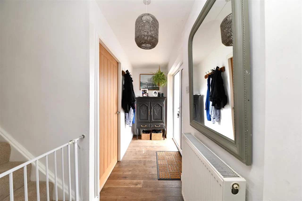 Warwick Road, Stevenage, Herts, SG2 0QS, photo 17