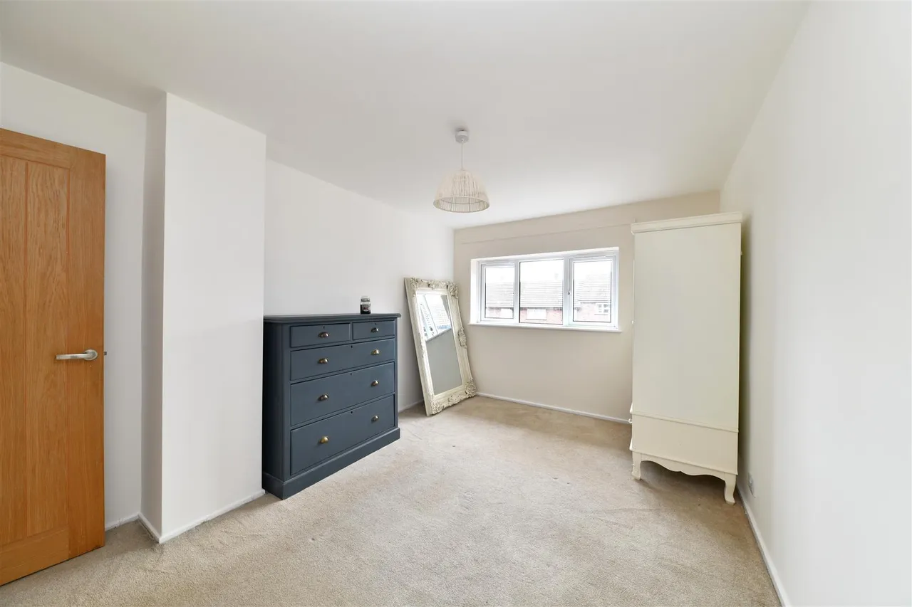 Warwick Road, Stevenage, Herts, SG2 0QS, photo 7