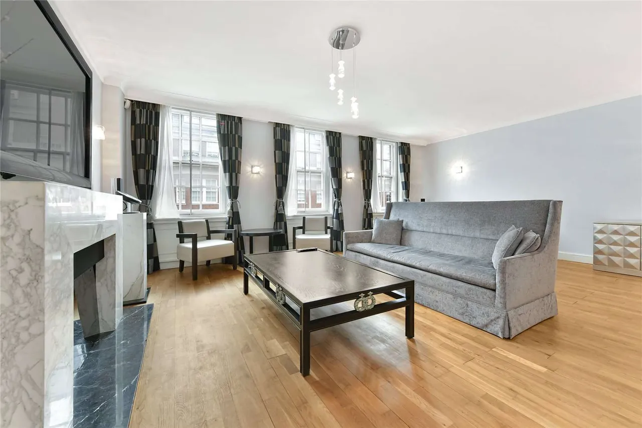 Grosvenor Square, London, W1K 2HL, photo 7