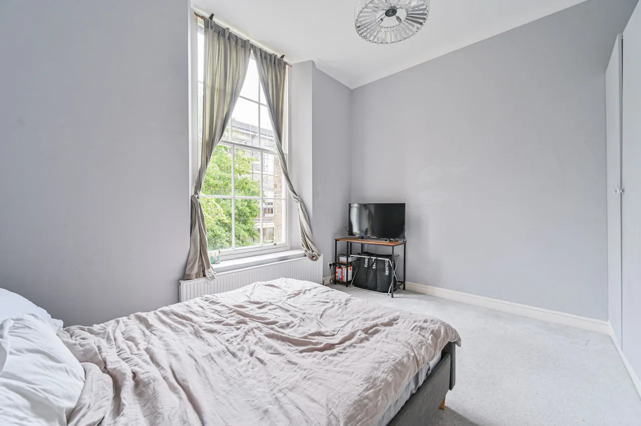 6 Godwin House, Royal Herbert Pavilions, Gilbert Close, London, photo 8