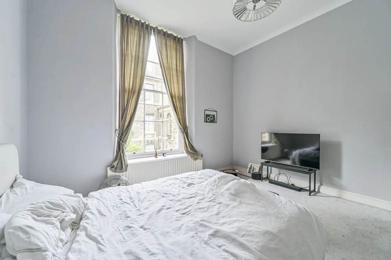 6 Godwin House, Royal Herbert Pavilions, Gilbert Close, London, photo 6