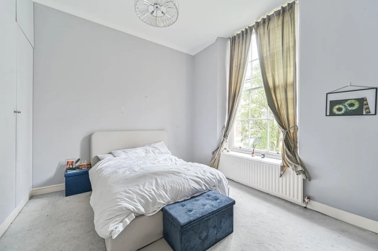 6 Godwin House, Royal Herbert Pavilions, Gilbert Close, London, photo 5