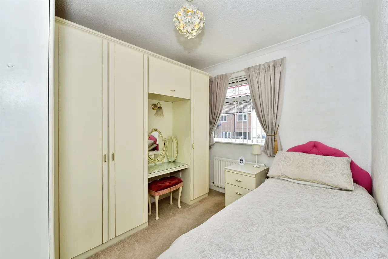Wooldale Drive, Owlthorpe, Sheffield, photo 12