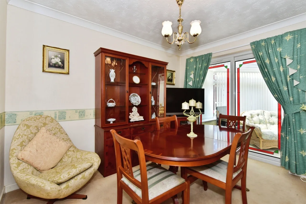 Wooldale Drive, Owlthorpe, Sheffield, photo 4