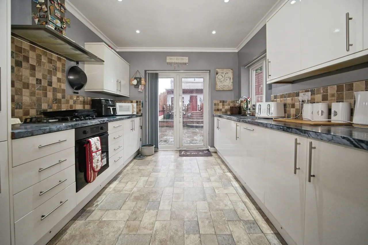 Church Road, Newport, NP19, photo 5