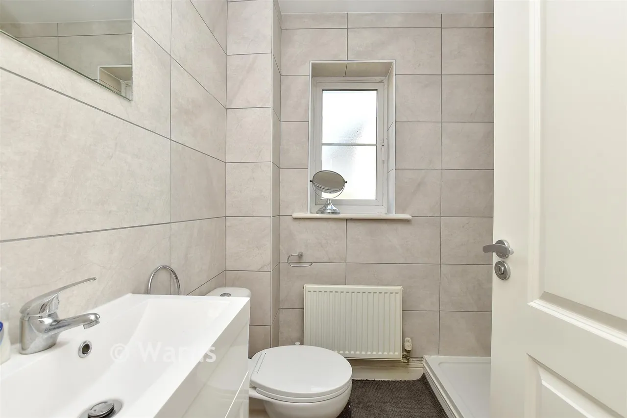 Baryntyne Crescent, Rochester, ME3, photo 6