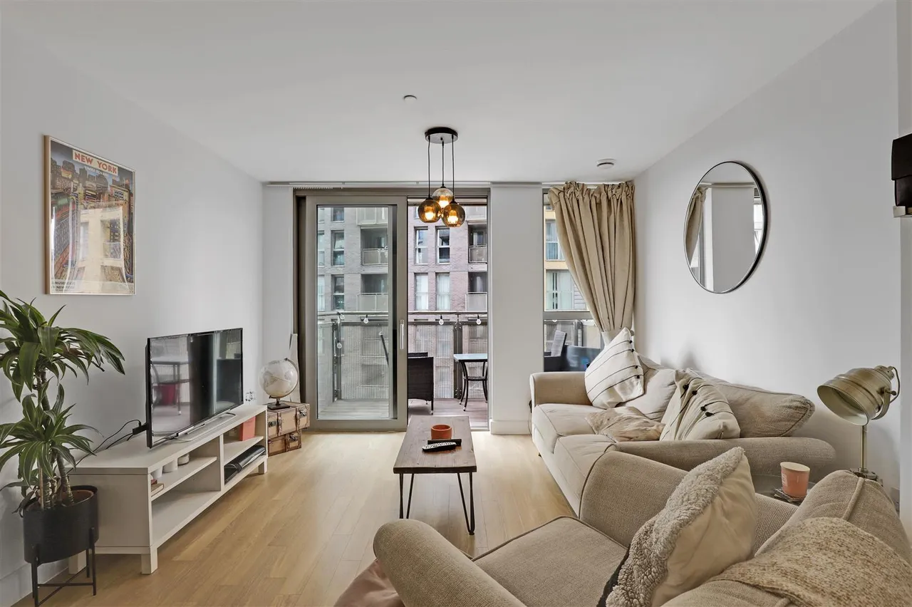 1 bed flat for sale, Elmira Street, Lewisham, SE13