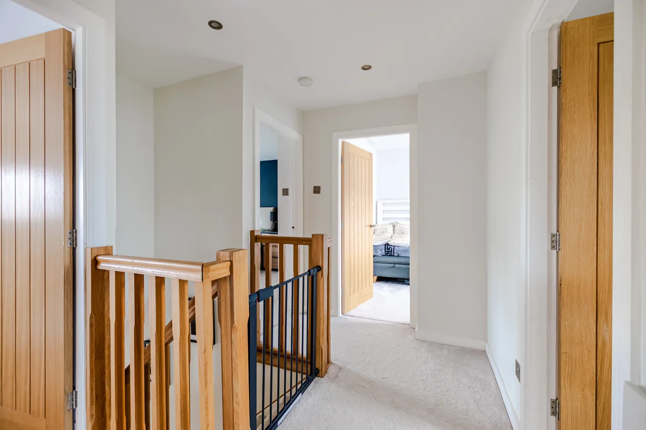 Hawthorne Gardens, Adel, LS16, photo 21