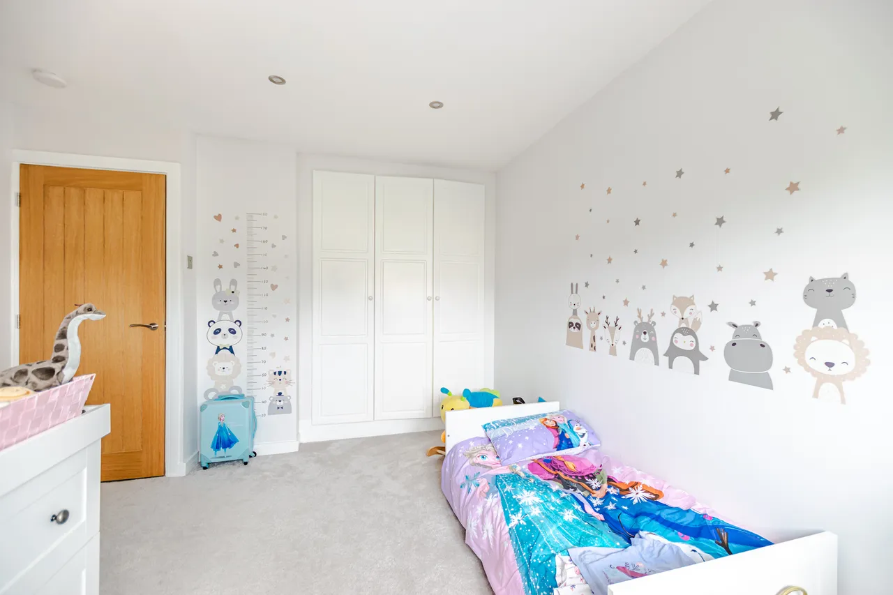 Hawthorne Gardens, Adel, LS16, photo 18