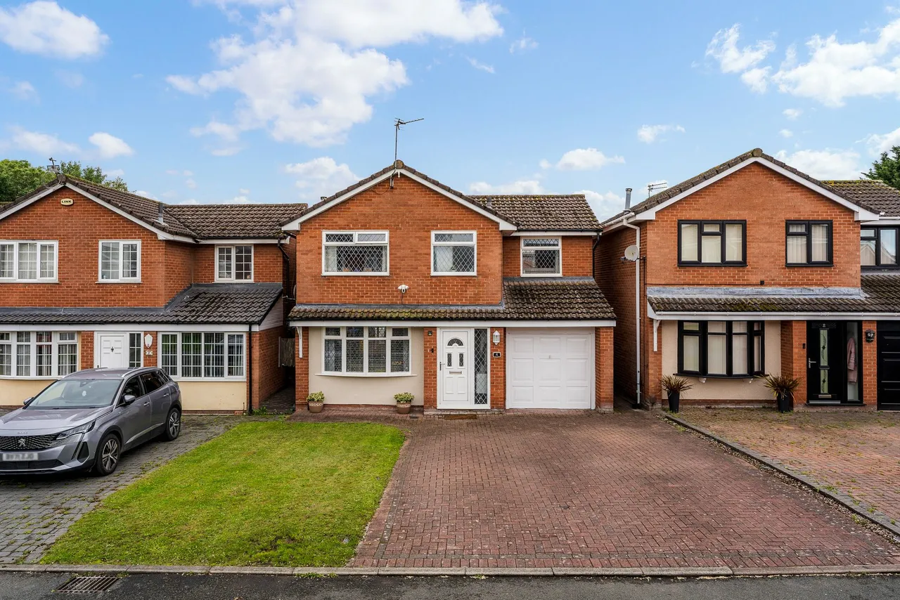 3 bed house for sale — Rowthorn Close, Widnes, Widnes, WA8 8EF