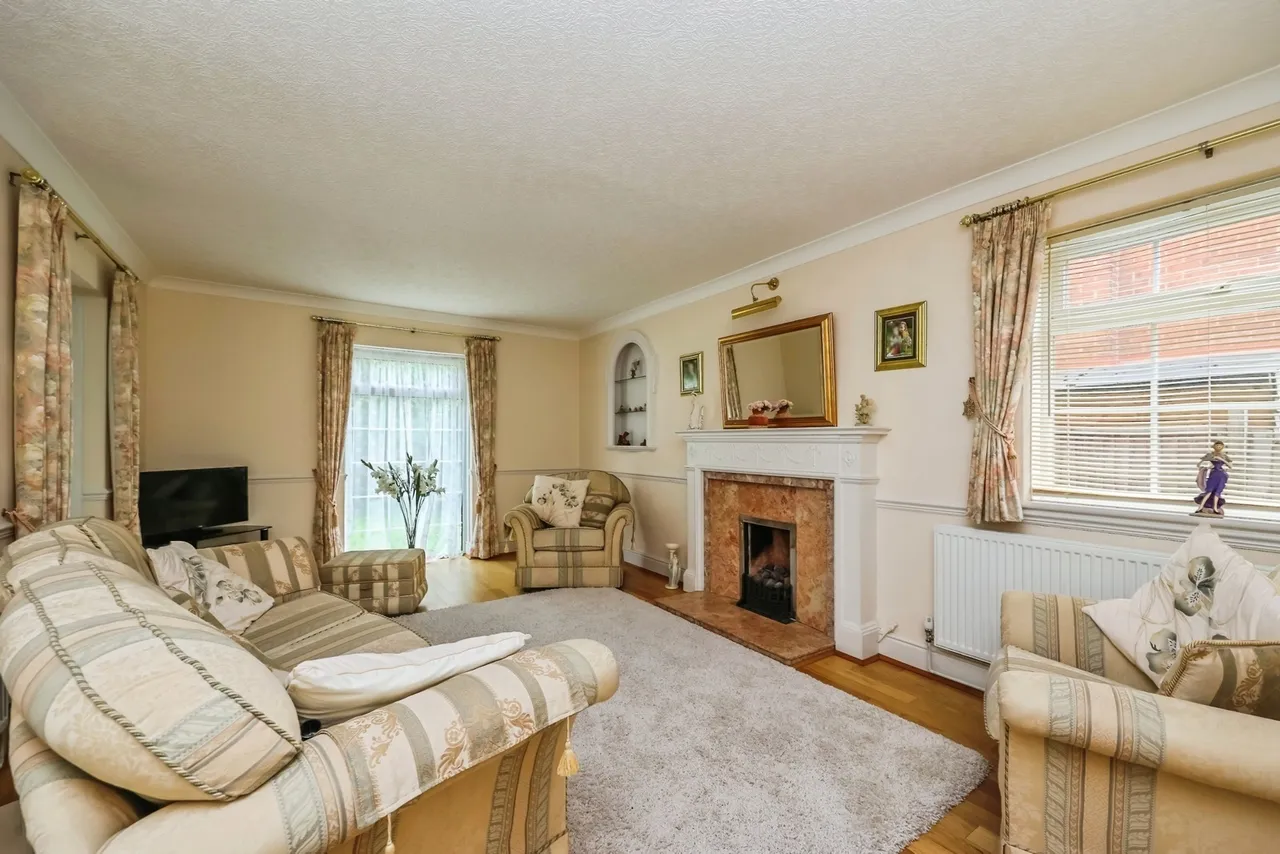 Alwood Grove, Clifton Village, NG11, photo 6