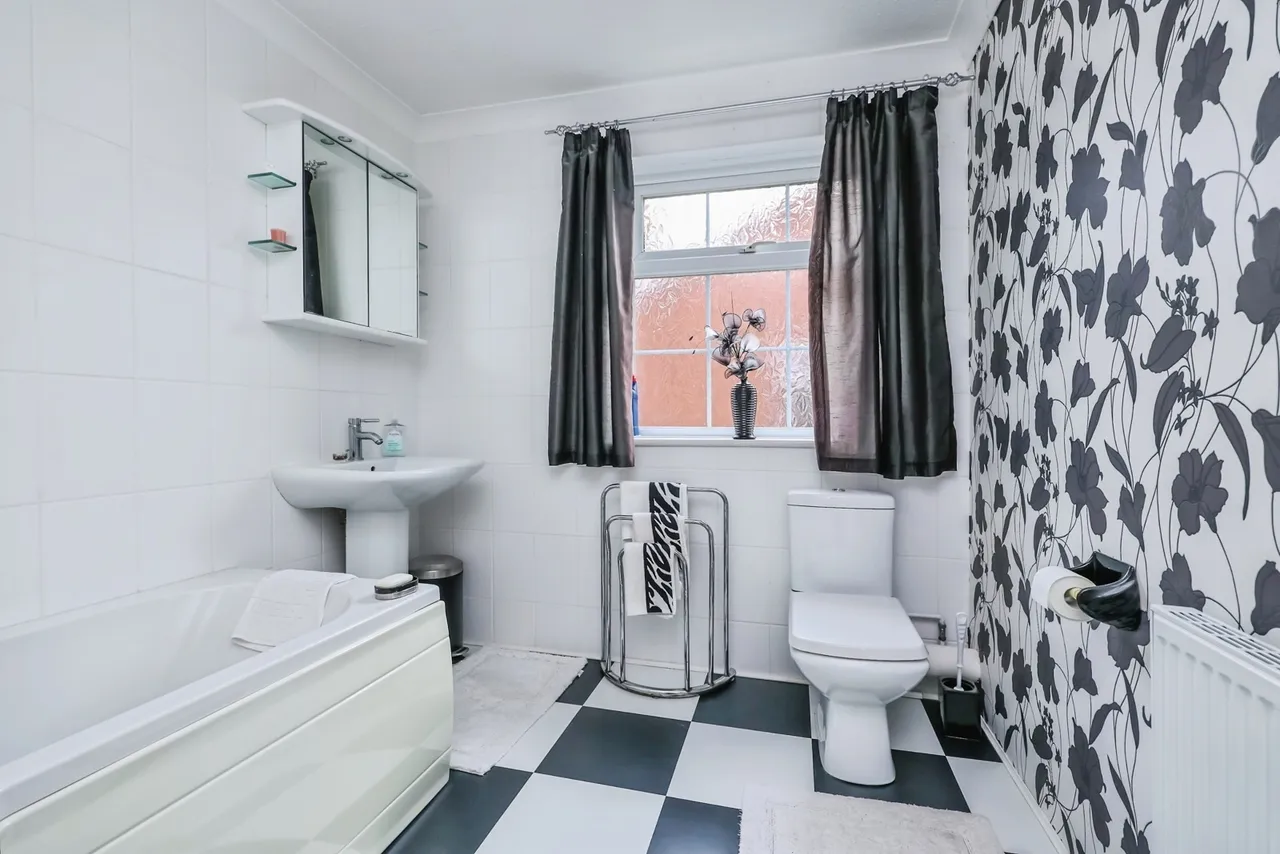Alwood Grove, Clifton Village, NG11, photo 21