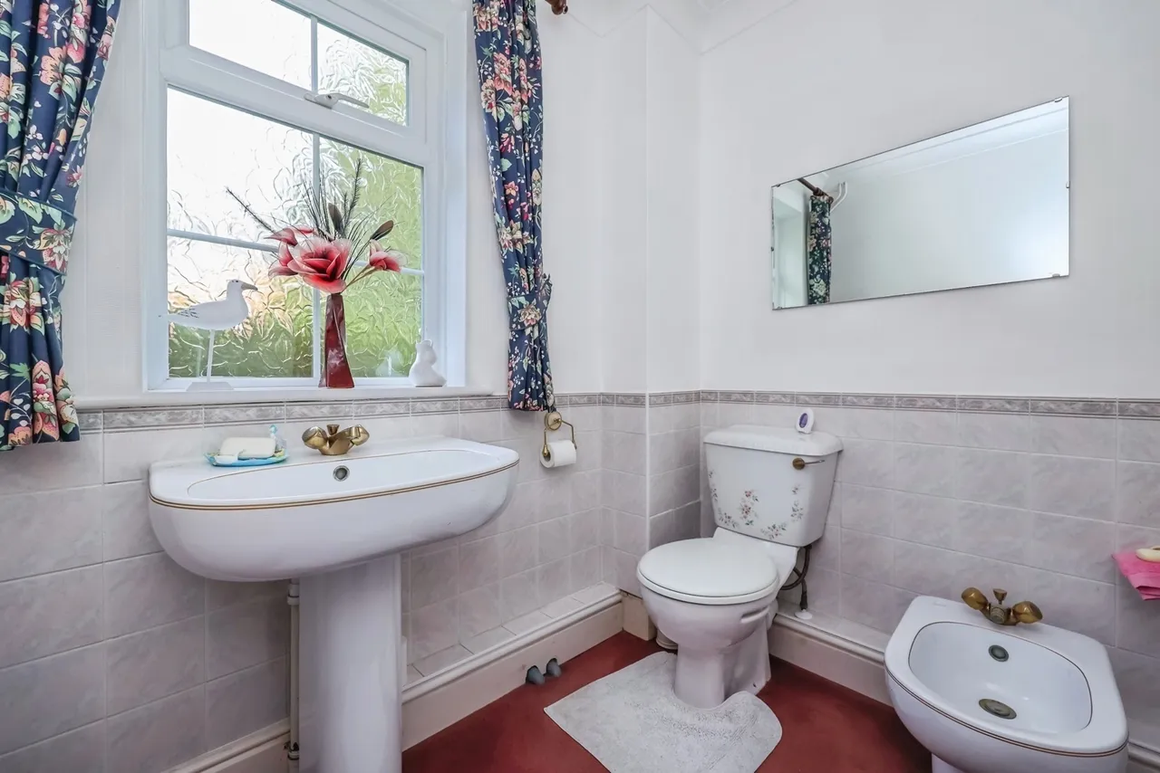 Alwood Grove, Clifton Village, NG11, photo 17