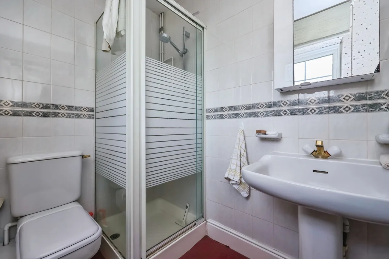 Alwood Grove, Clifton Village, NG11, photo 16