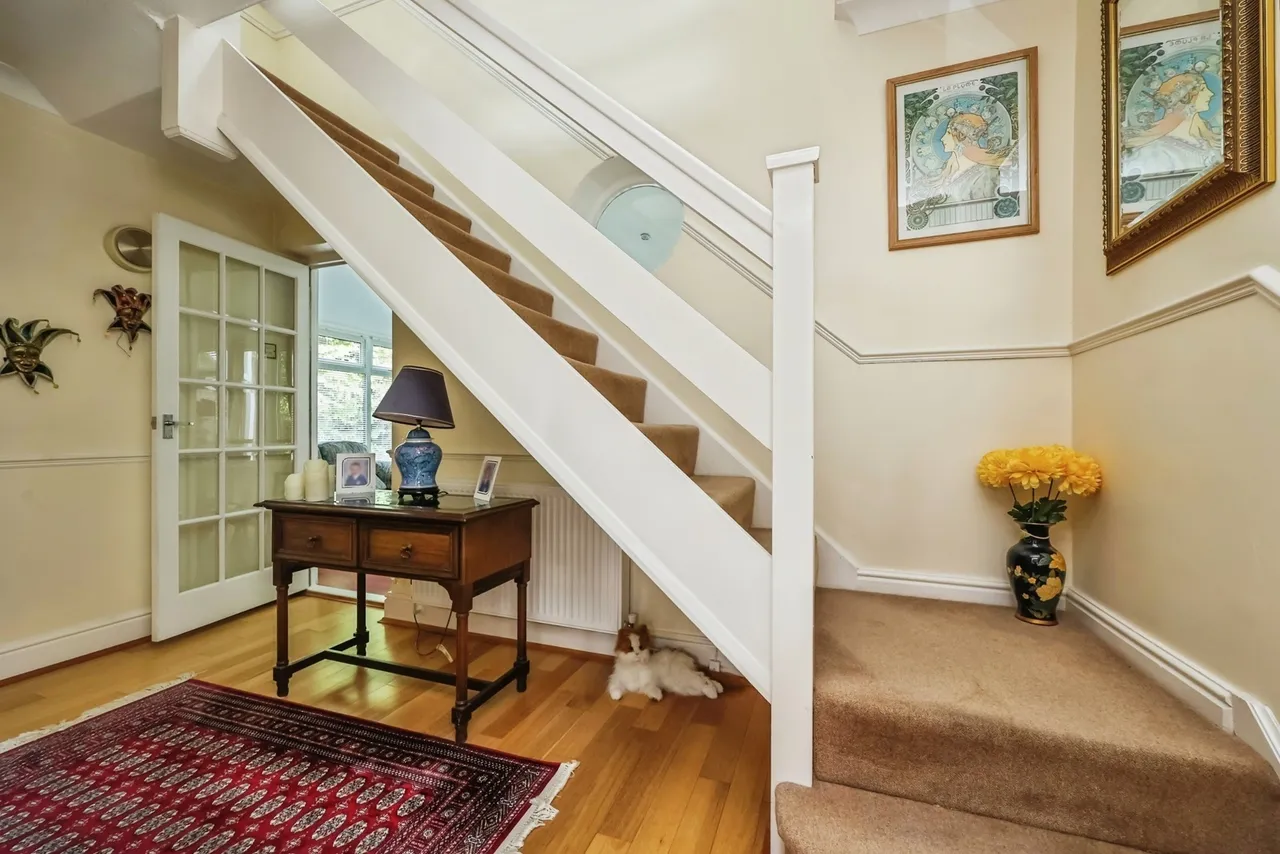 Alwood Grove, Clifton Village, NG11, photo 13
