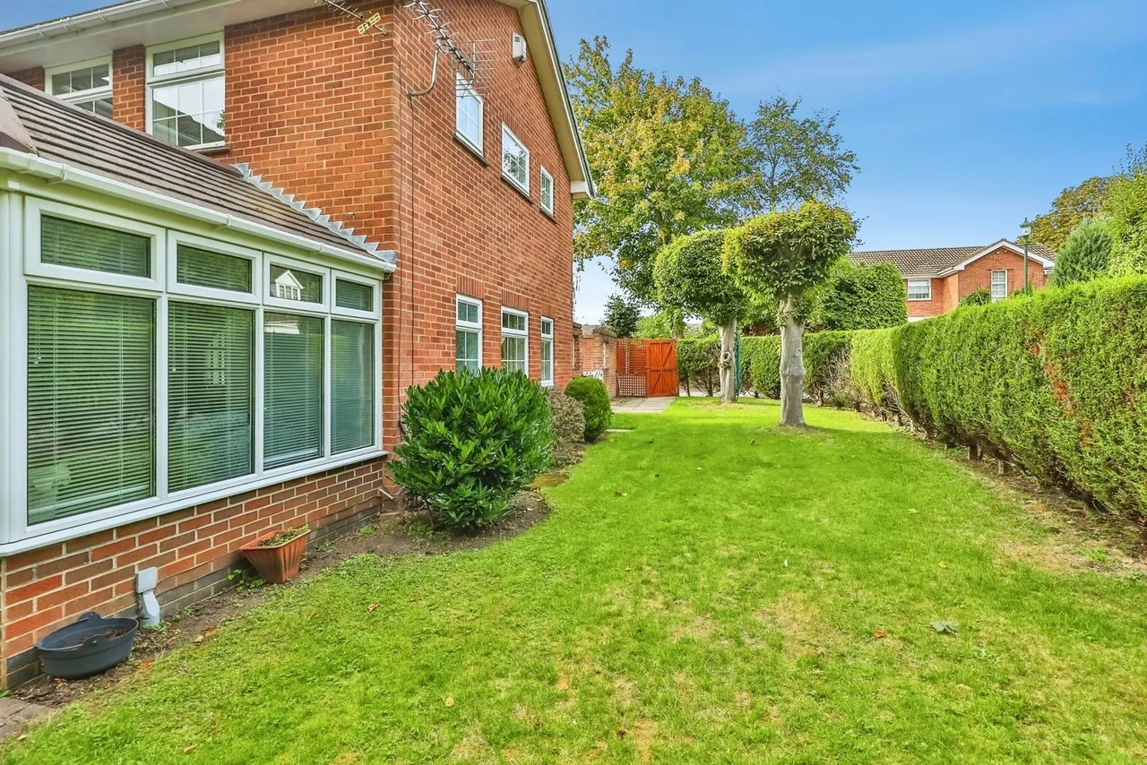 Alwood Grove, Clifton Village, NG11, photo 26