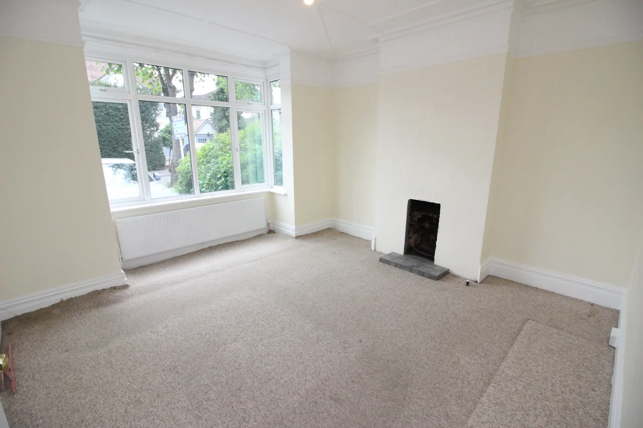 Lynwood Drive, WORCESTER PARK, Surrey, Worcester Park, KT47AB, photo 2