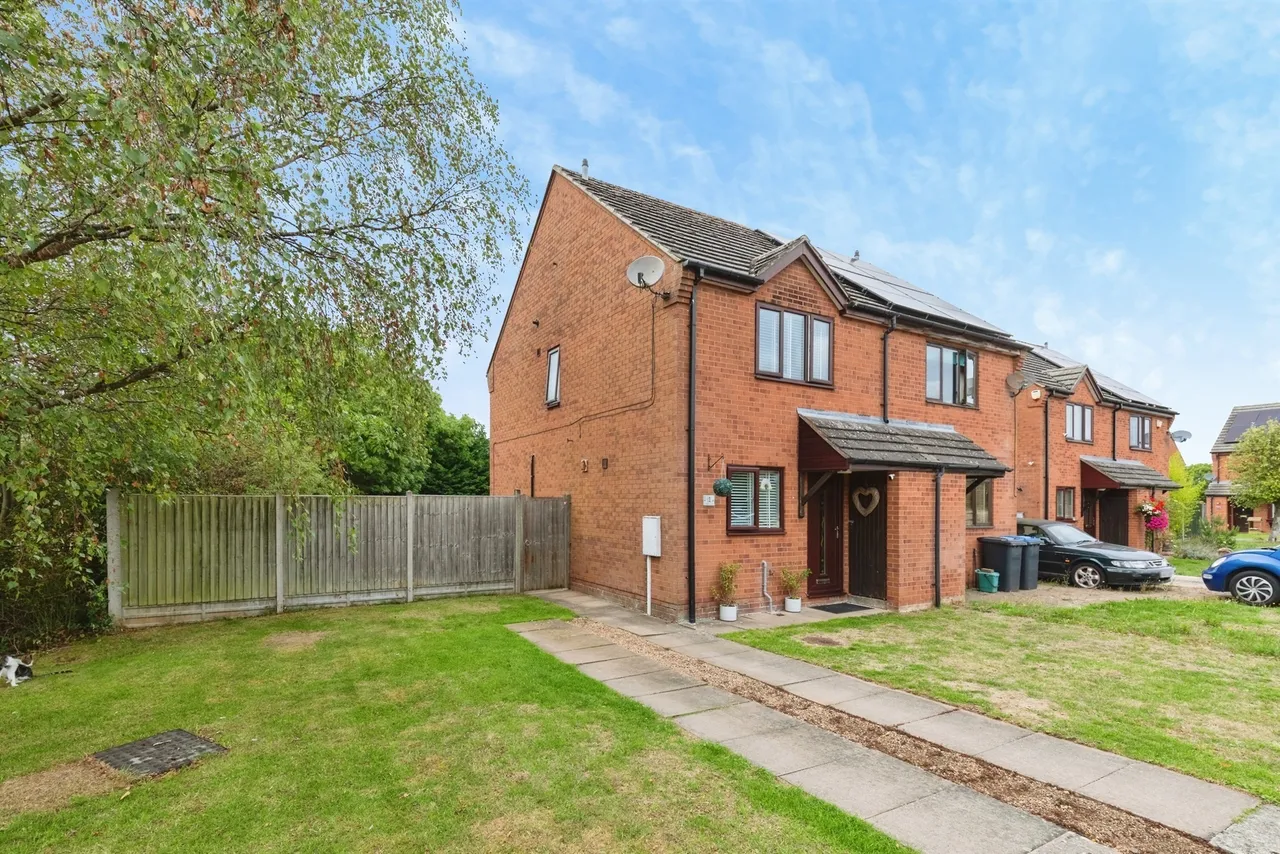 Russell Close, Long Itchington, Southam, photo 2
