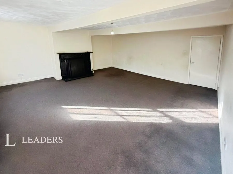 High Street, Chatteris, PE16, photo 11