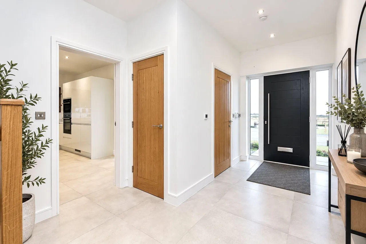 Lily Close, Middleton Towers, LA3, photo 7