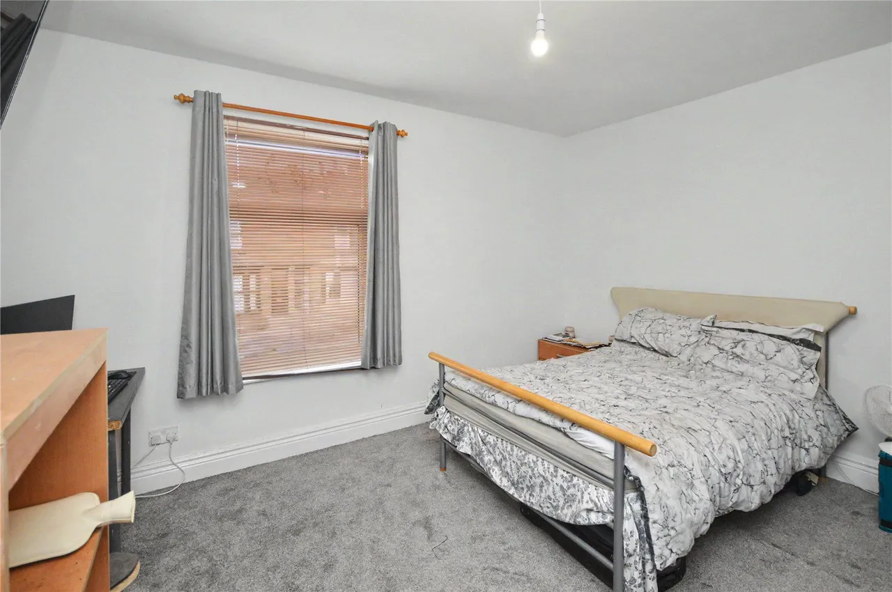 Grovehall Drive, Leeds, LS11, photo 6