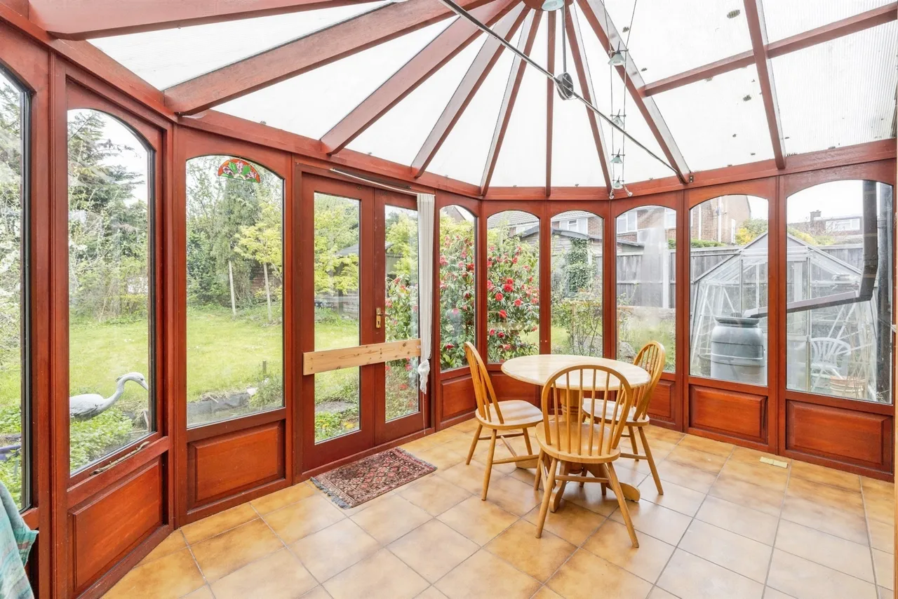 Farm Way, Bushey, photo 11