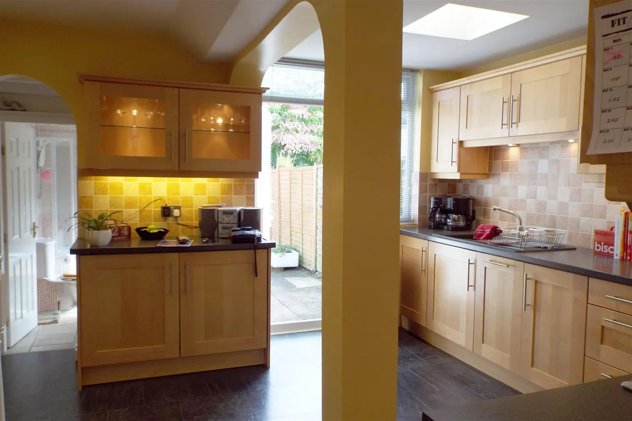 Norwood Grove, Beverley, East Yorkshire, photo 4