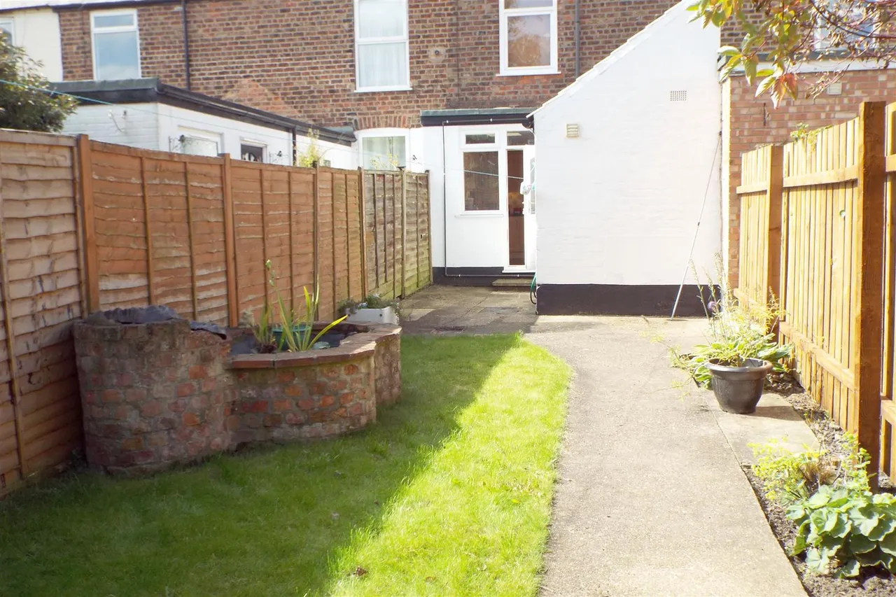 Norwood Grove, Beverley, East Yorkshire, photo 10