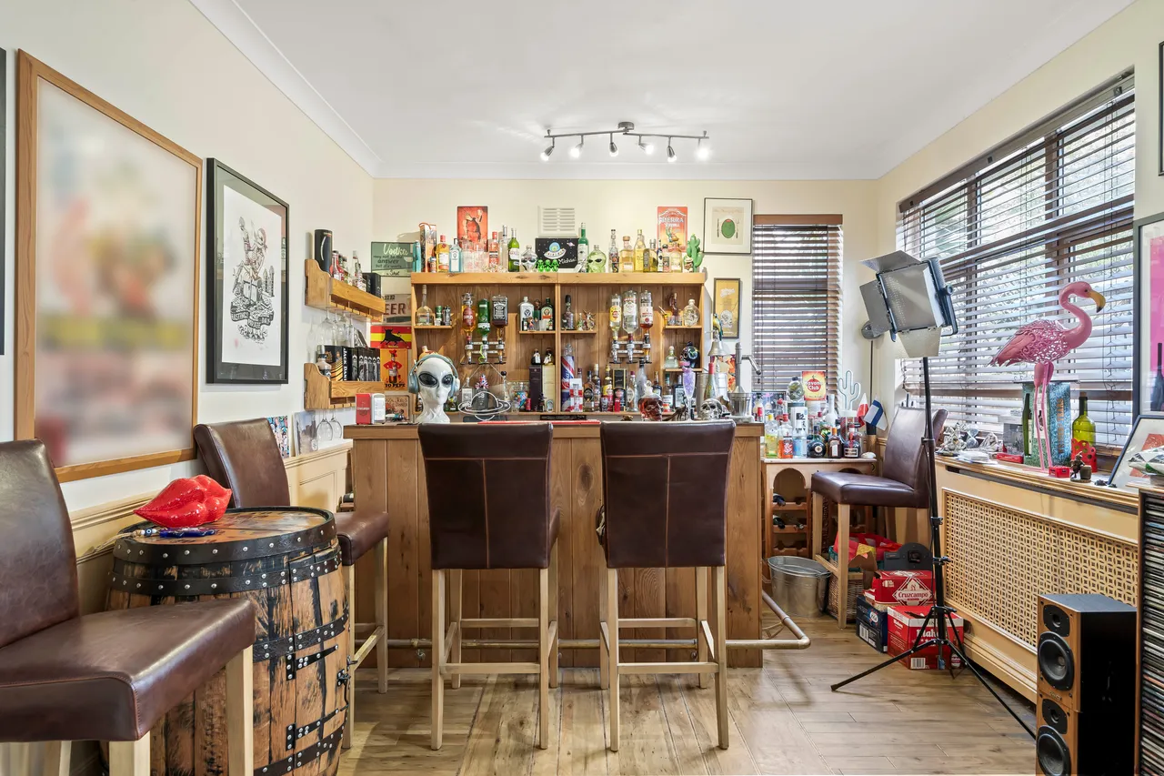 Boscombe Road, WORCESTER PARK, Surrey, Worcester Park, KT48PJ, photo 4