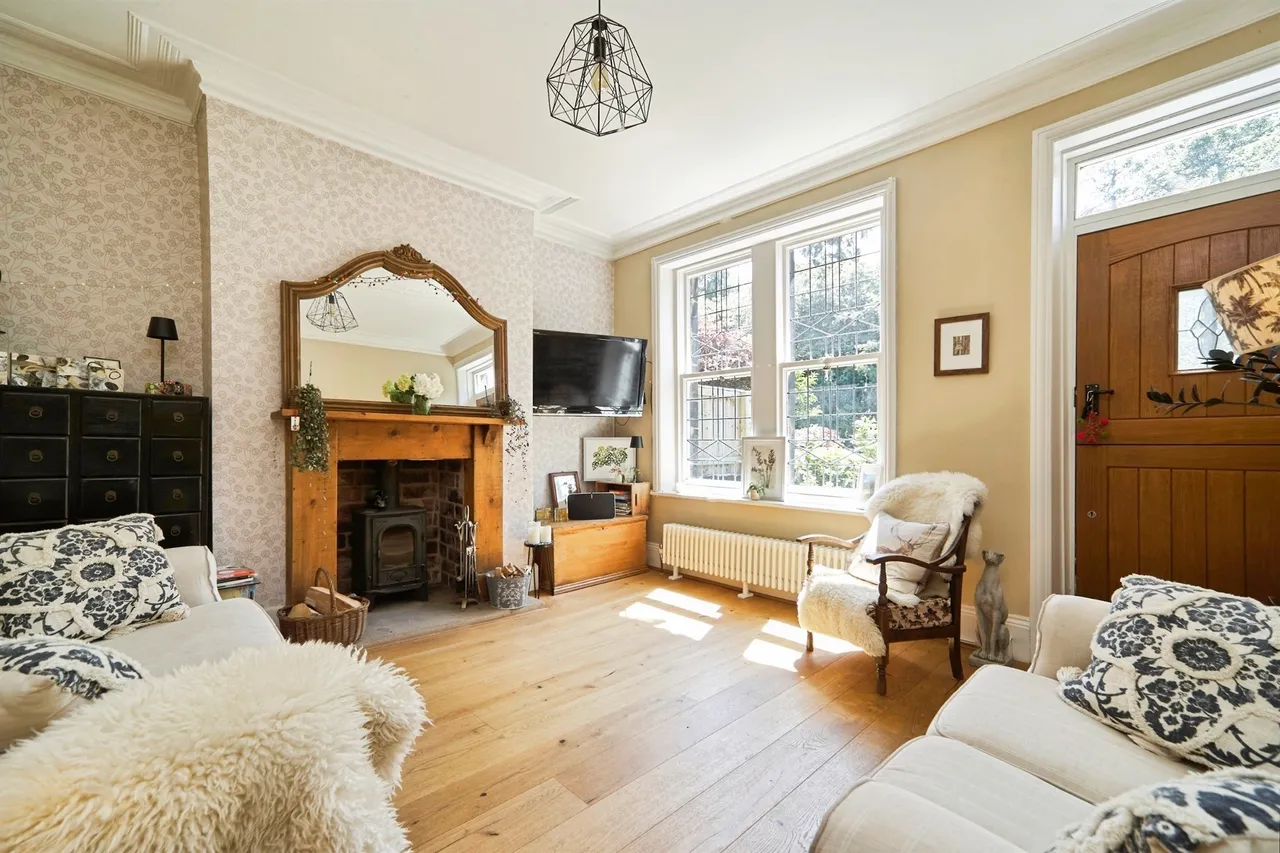 Henry Terrace, Yeadon, LS19, photo 3