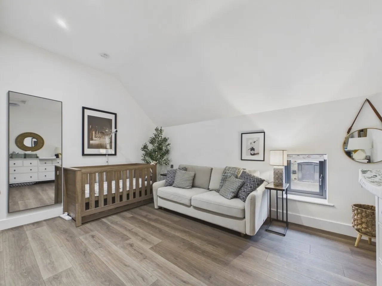 Dunston Lane, S41, photo 29